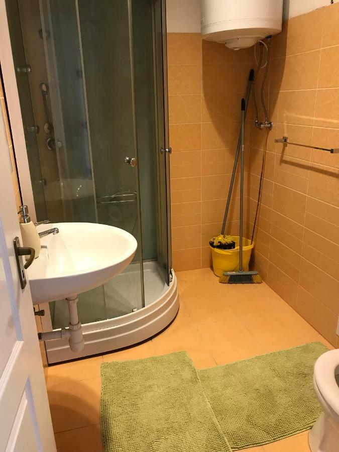 Bandi Vendeghaz Lägenhet Verpelét Exteriör bild