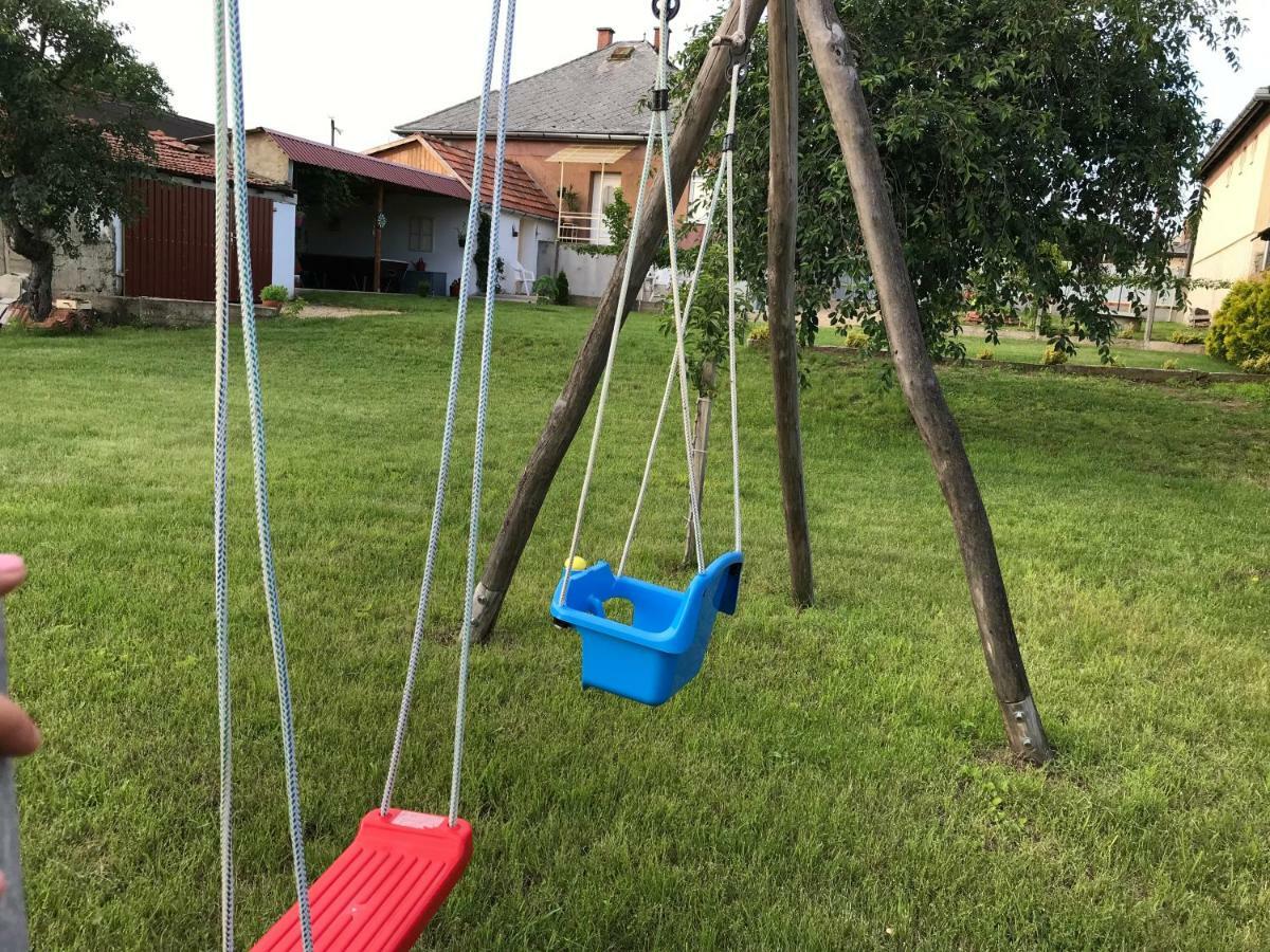 Bandi Vendeghaz Lägenhet Verpelét Exteriör bild