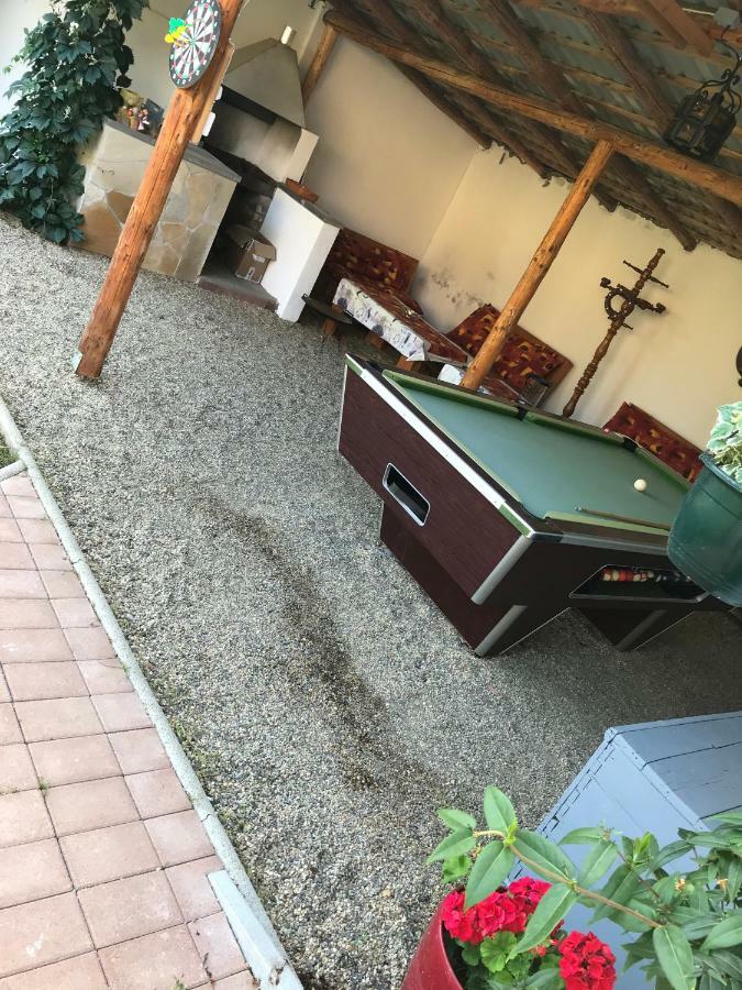 Bandi Vendeghaz Lägenhet Verpelét Exteriör bild