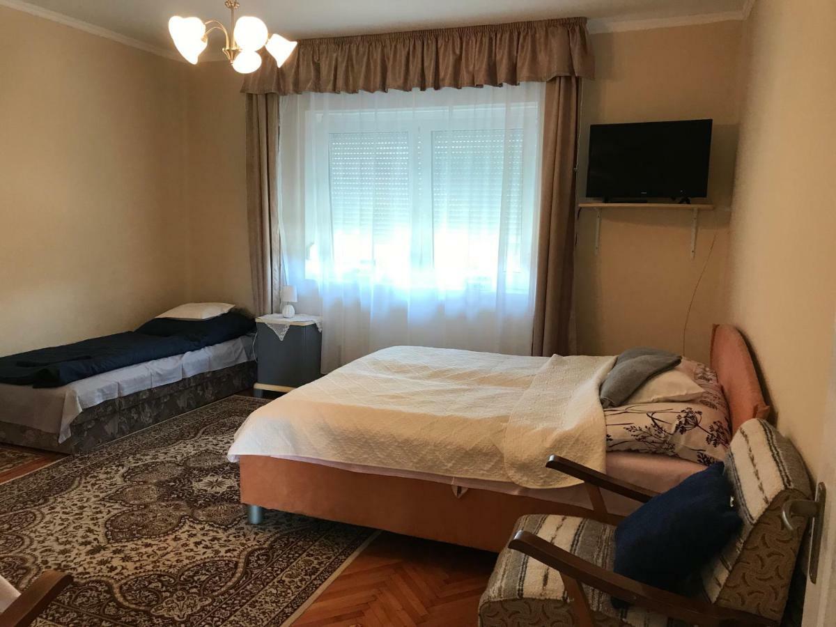 Bandi Vendeghaz Lägenhet Verpelét Exteriör bild